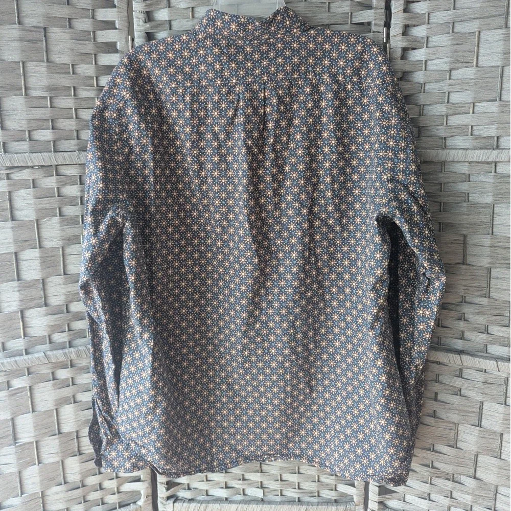 J. Crew Long Sleeve Button Down Shirt Blue Sunburst Print Secret Wash Mens XL‎
